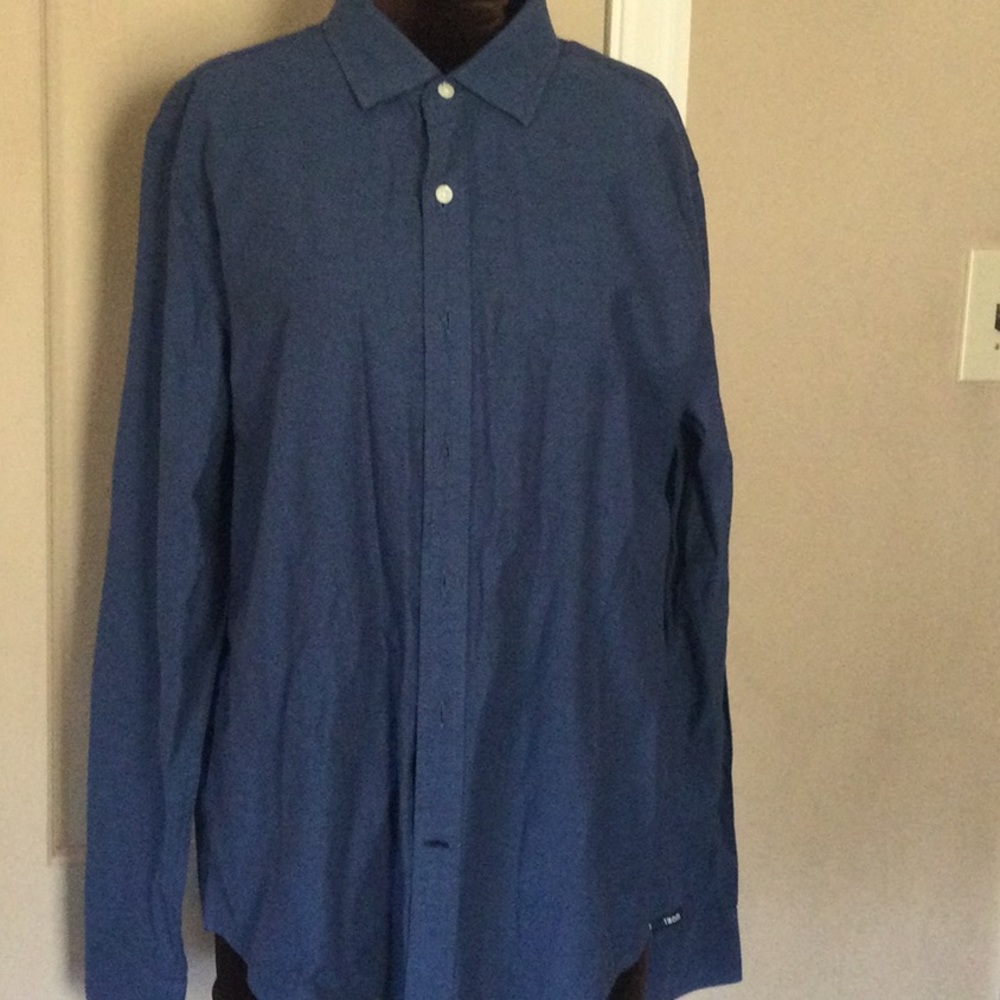 Mens Izod button down shirt